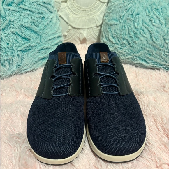 OluKai Makai Ulana Slipper/Shoe/Sneaker - Picture 1 of 7